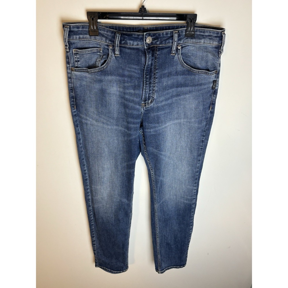 Silver Men's Risto Athletic Fit Skinny Leg Jeans Size 36X30 Blue Classic Rise